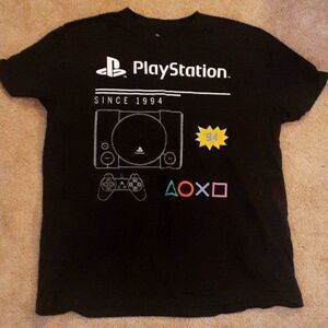 Playstation tshirt size L